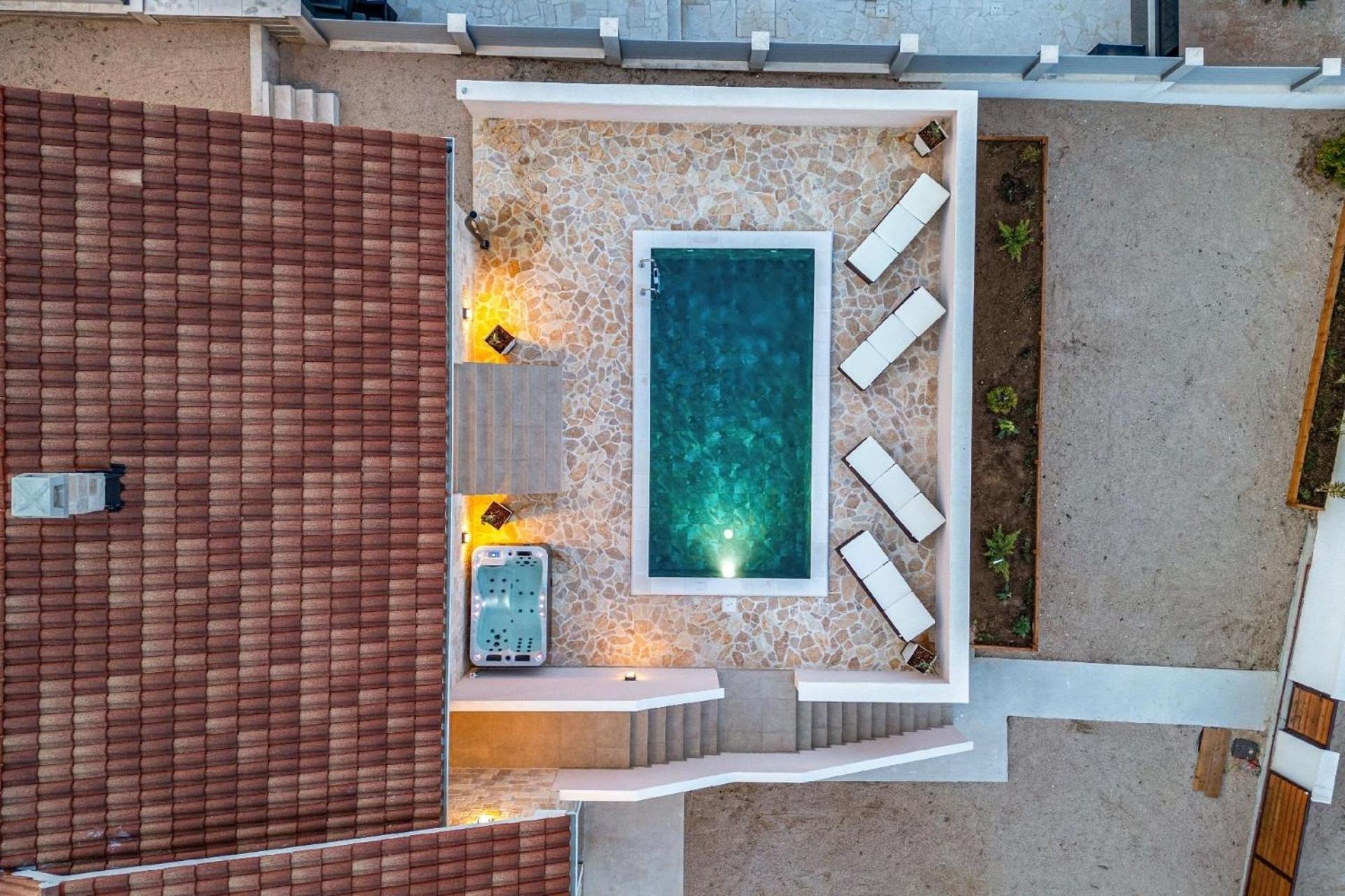 Ferienhaus in Pridraga mit Privatem Pool