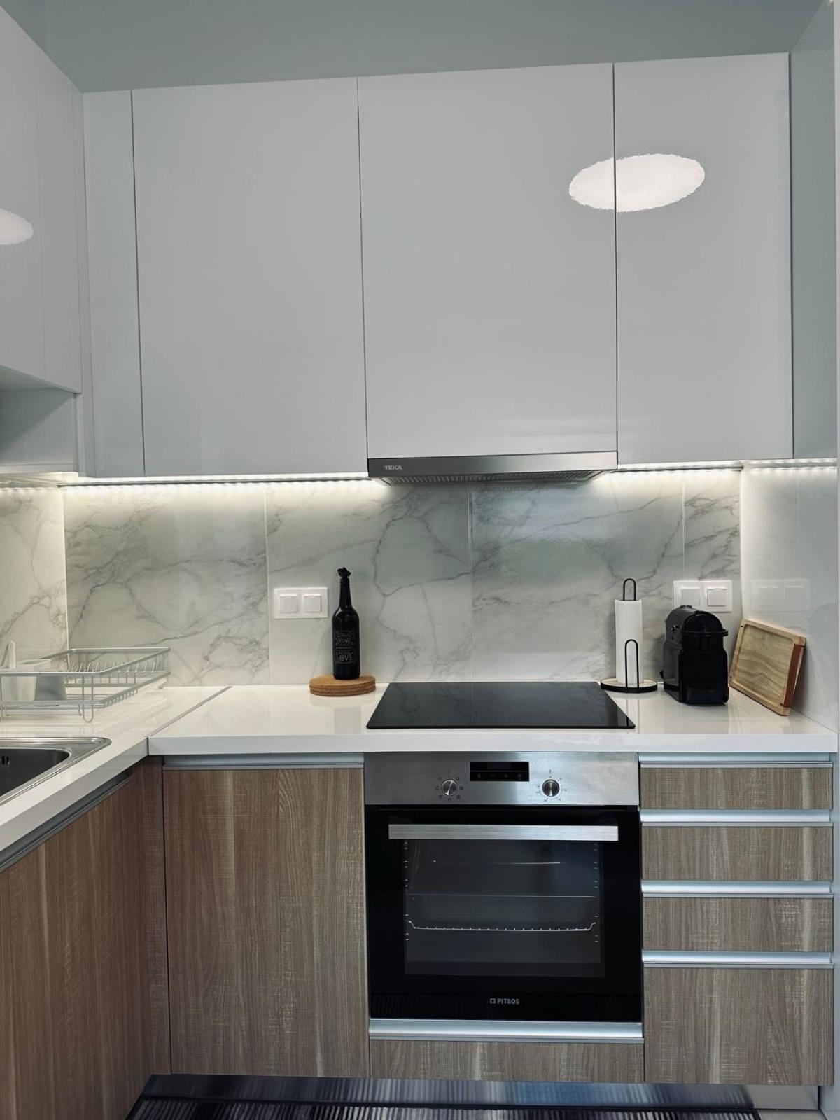 Anesis Apartment