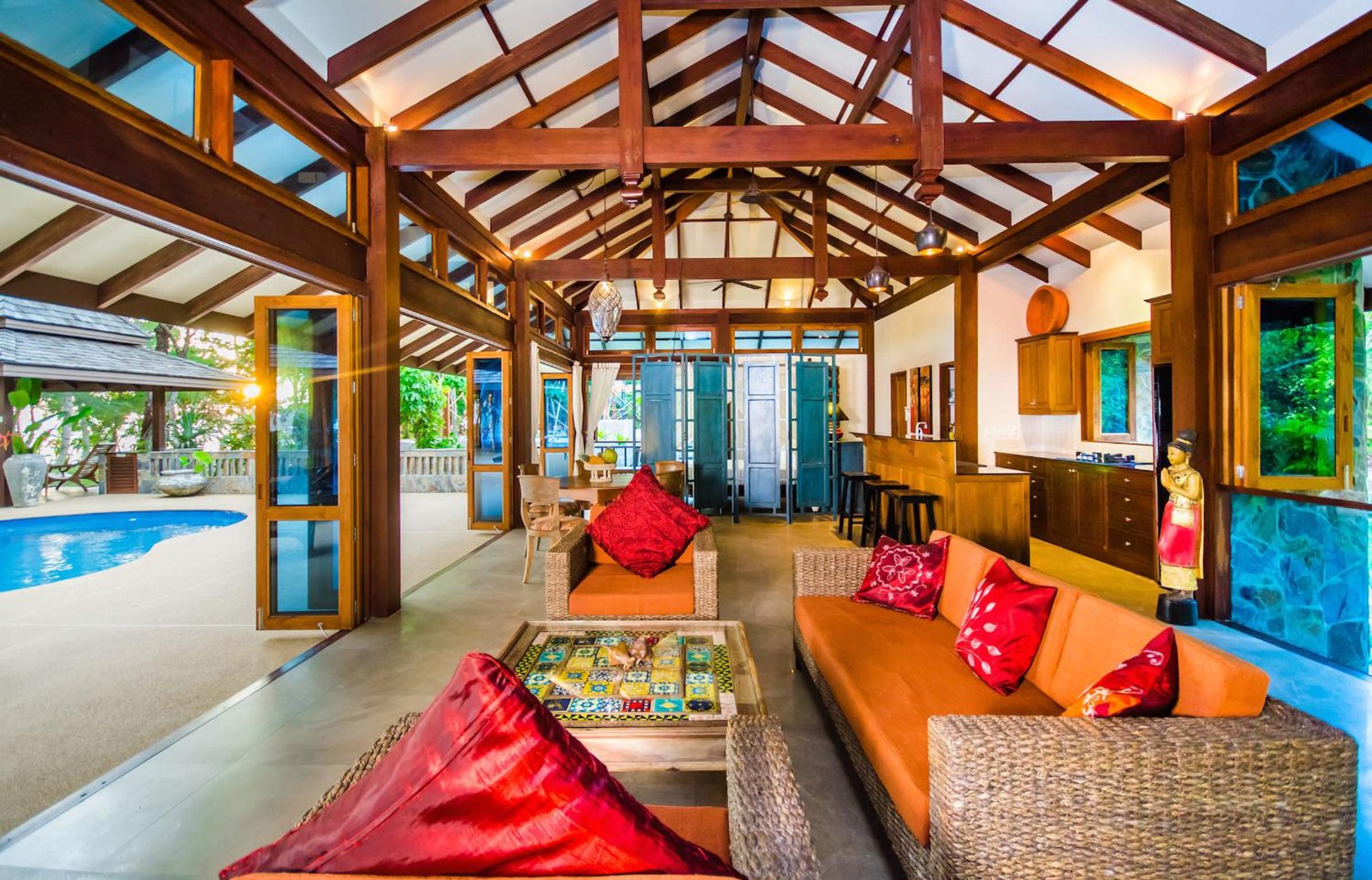 Koh Jum Beach Villas 