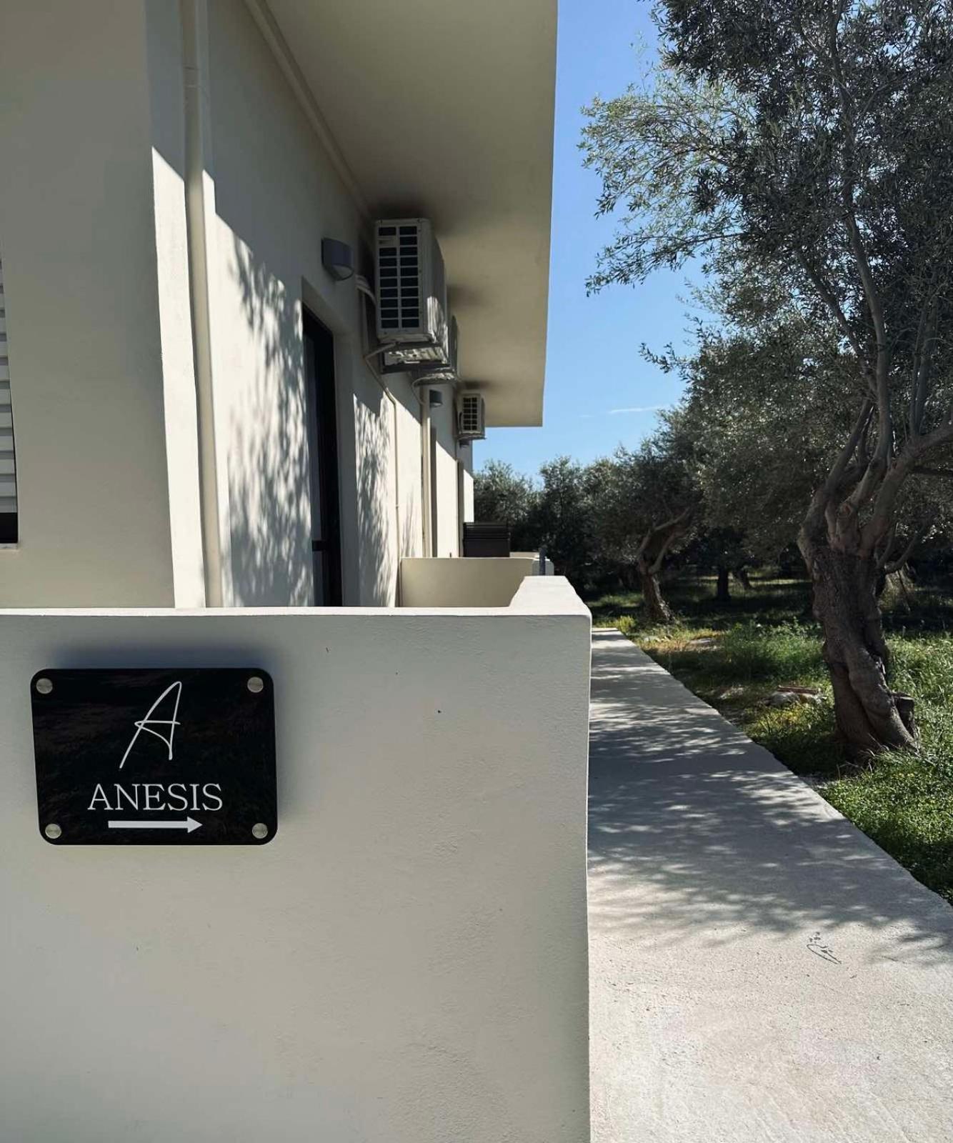 Anesis Apartment