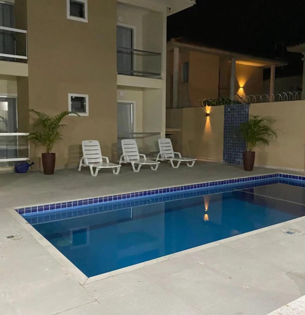 EXCELENTE E AMPLA CASA A 500 METROS DA PRAIA ( BARRACA AXÉ MOI )