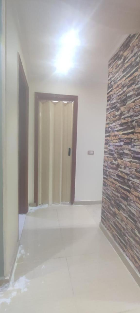 Apartment near downtown and airport
