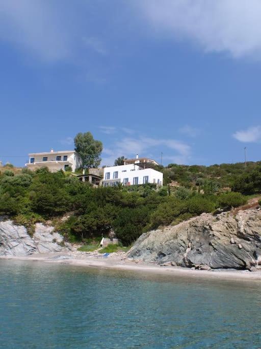 Gorgeous seaside residence