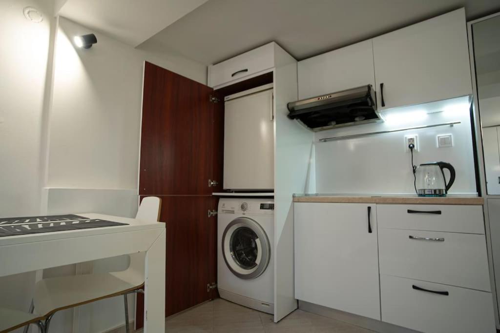 Studio with Courtyard Just Steps Away Vitosha Str
