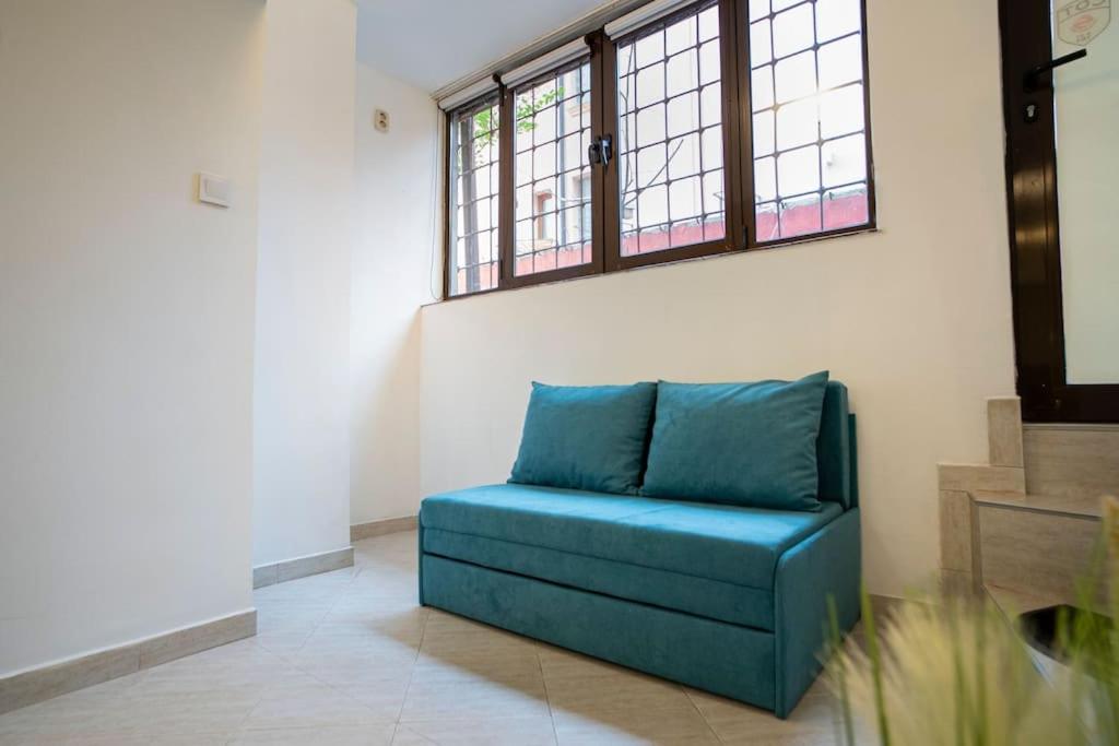 Studio with Courtyard Just Steps Away Vitosha Str