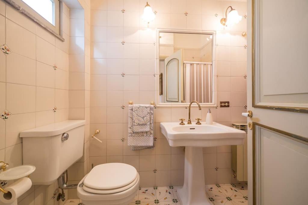 Villa Carla, a charming villa in the center of Taormina view 2