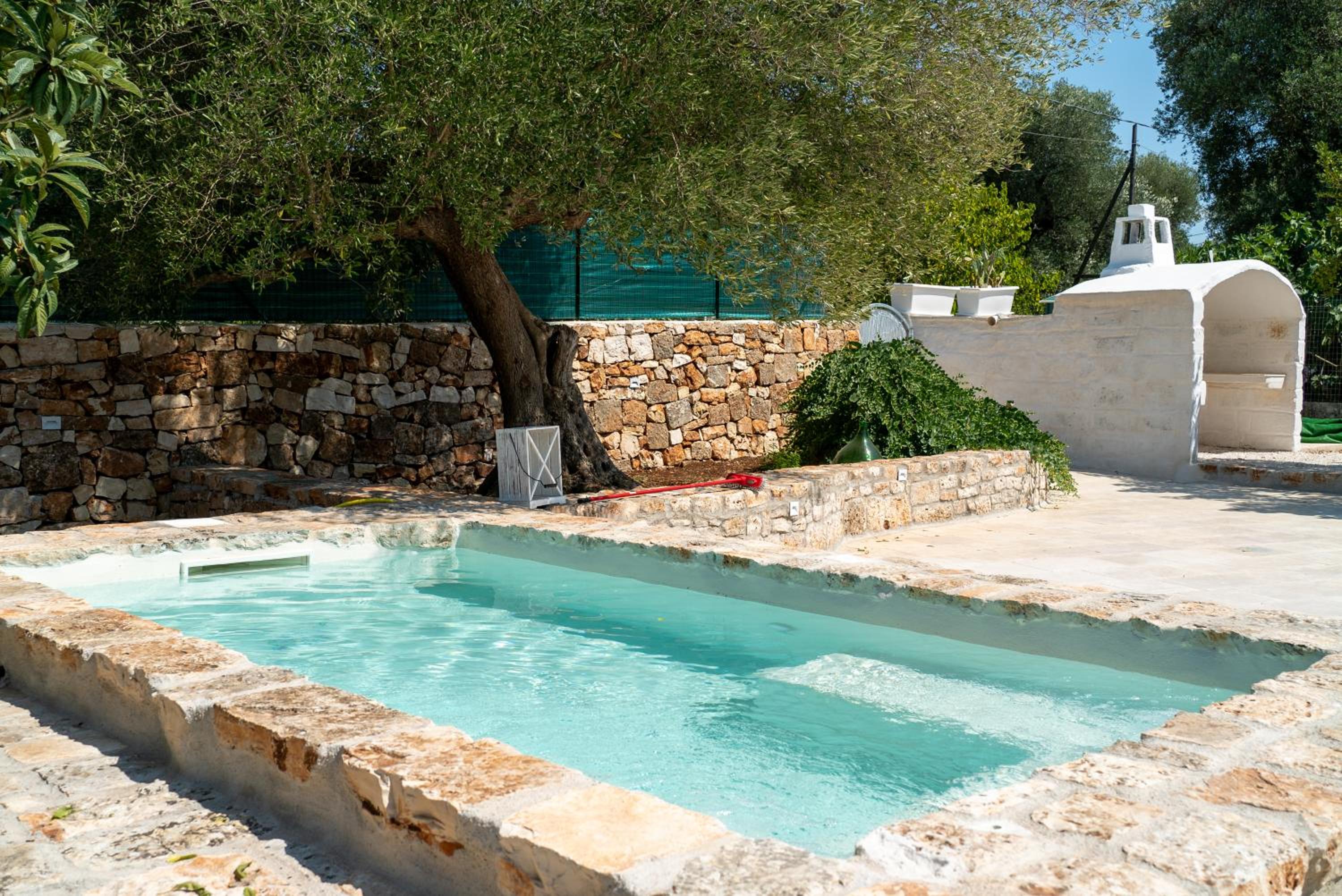 Trullo Starbax