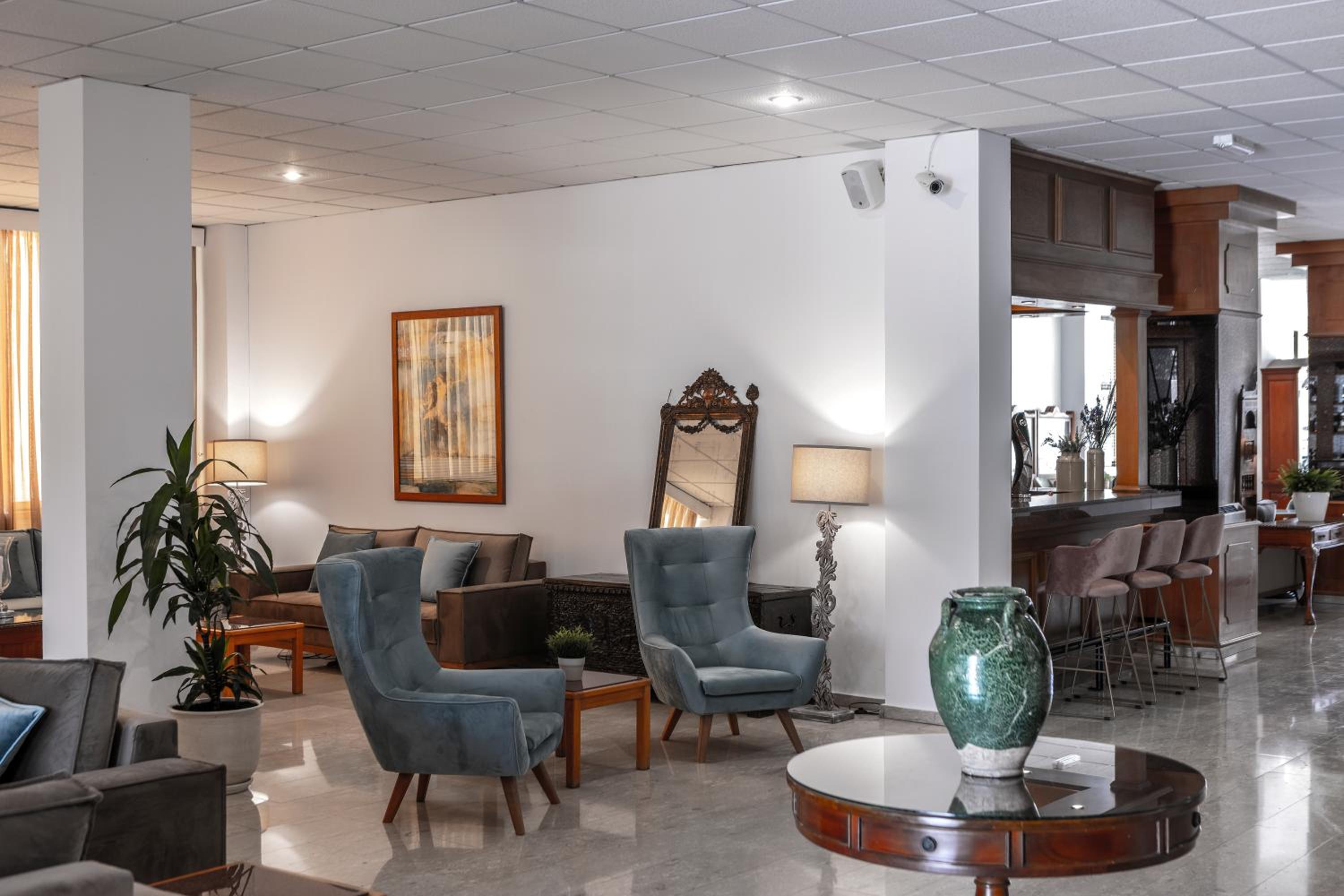 Stephanos Hotel Apartments