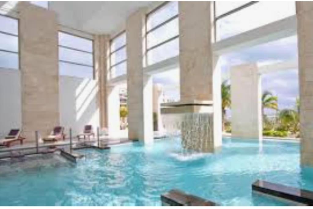 Luxury 2 bedroom Apartment in Mexican 5* Jungle resort setting