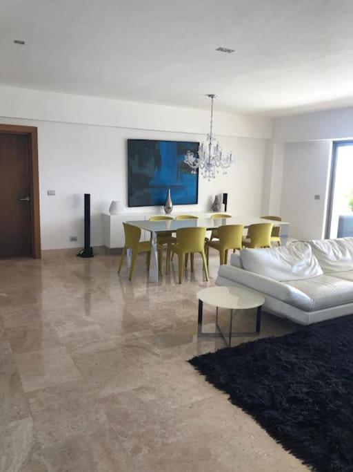 Luxury 2 bedroom Apartment in Mexican 5* Jungle resort setting