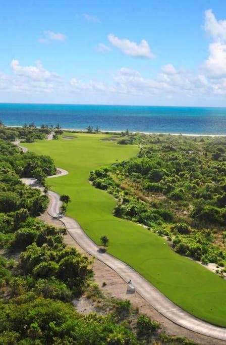 Luxury 2 bedroom Apartment in Mexican 5* Jungle resort setting