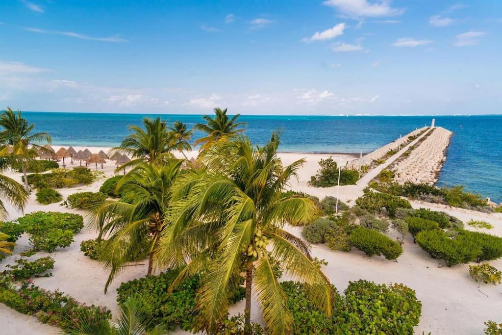 Luxury 2 bedroom Apartment in Mexican 5* Jungle resort setting