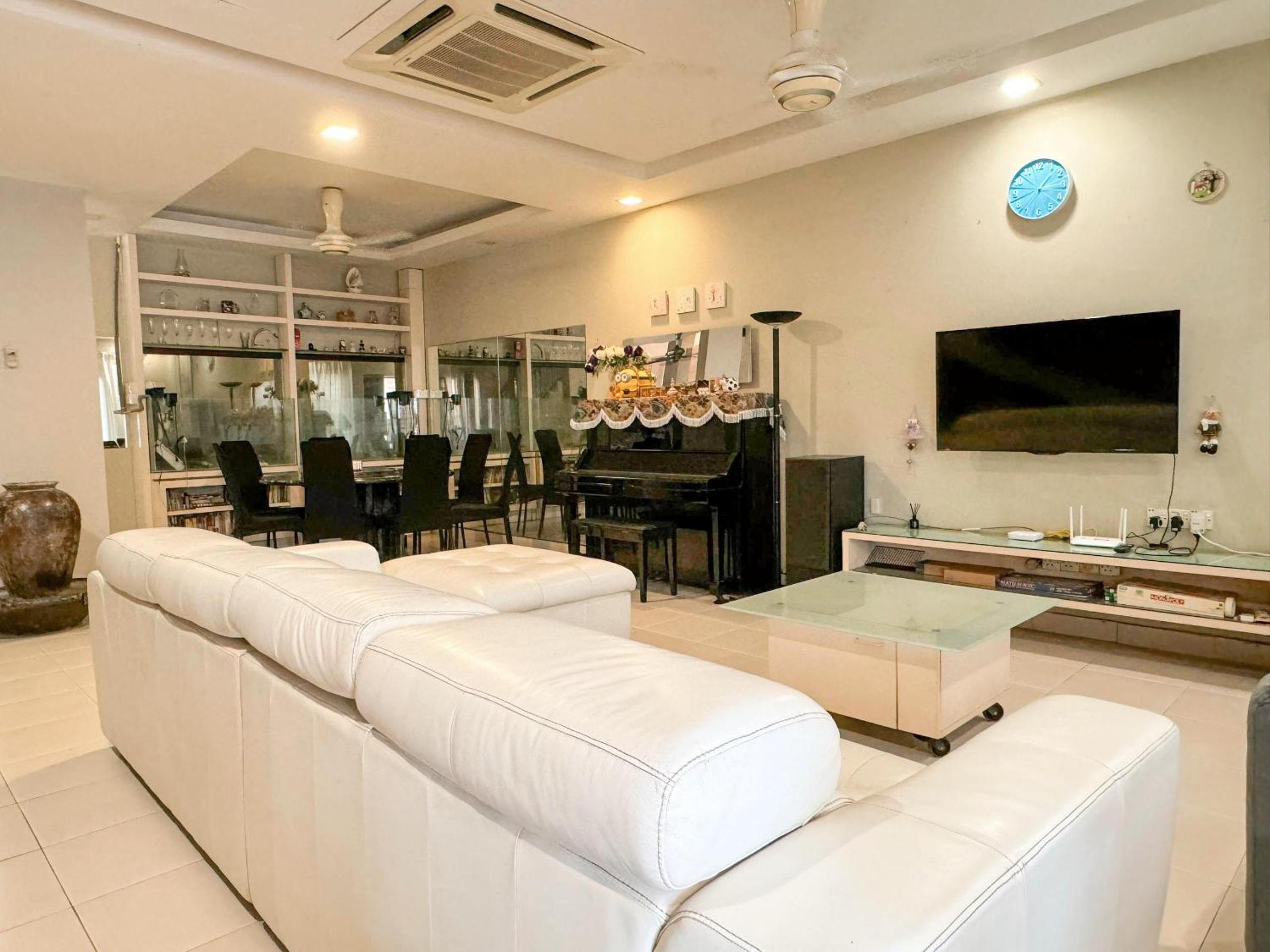 Homestay in Bukit Tinggi 3 Klang photo 1