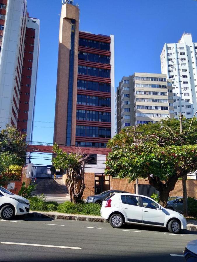 Maravilhoso apartamento 2 quartos com ofurô Porto da Barra Salvador Summer Barra Flat view 5