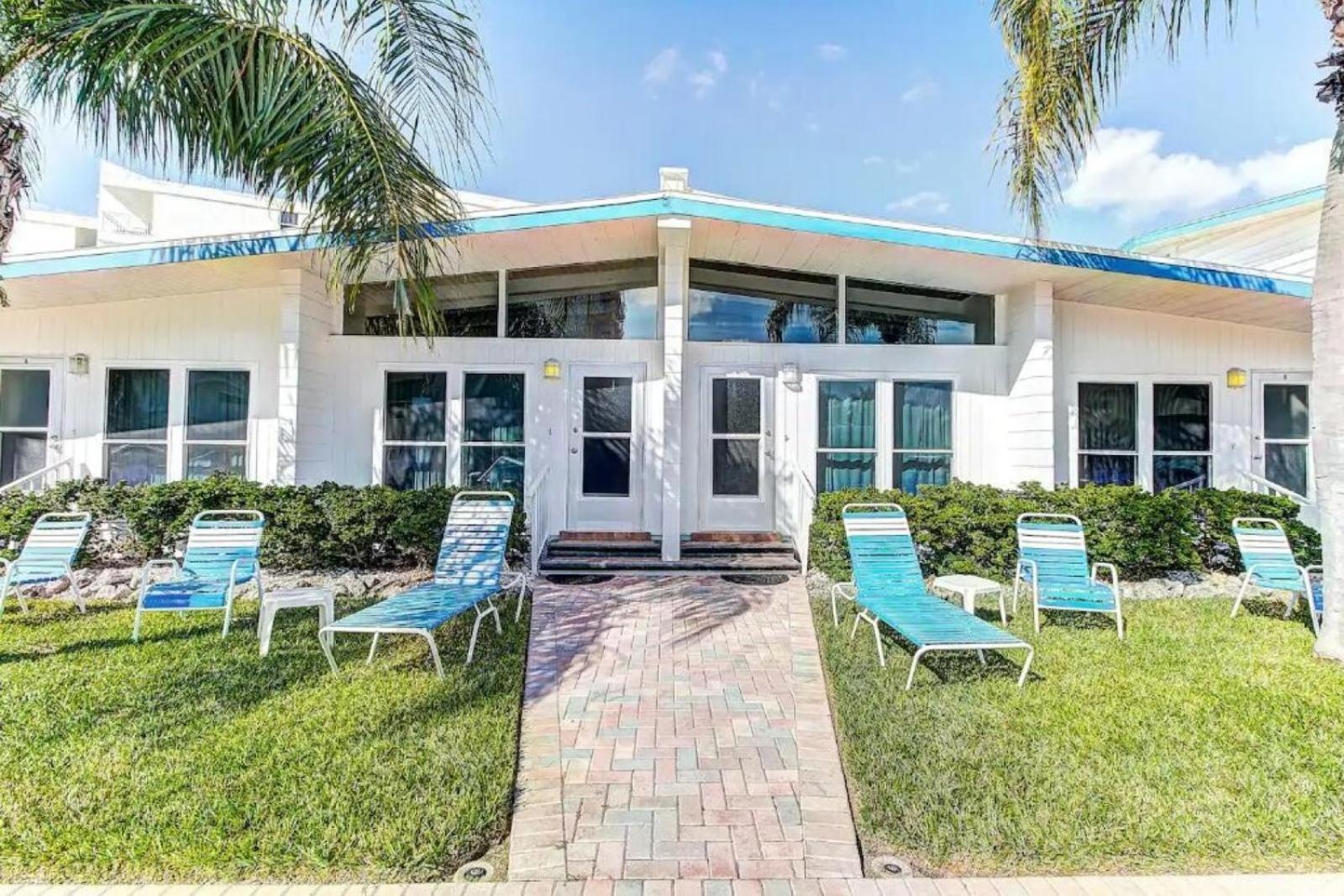 Beachfront Getaway in Siesta Key view 2