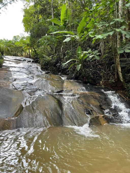 Sítio Canto da Roça Com Cachoeira