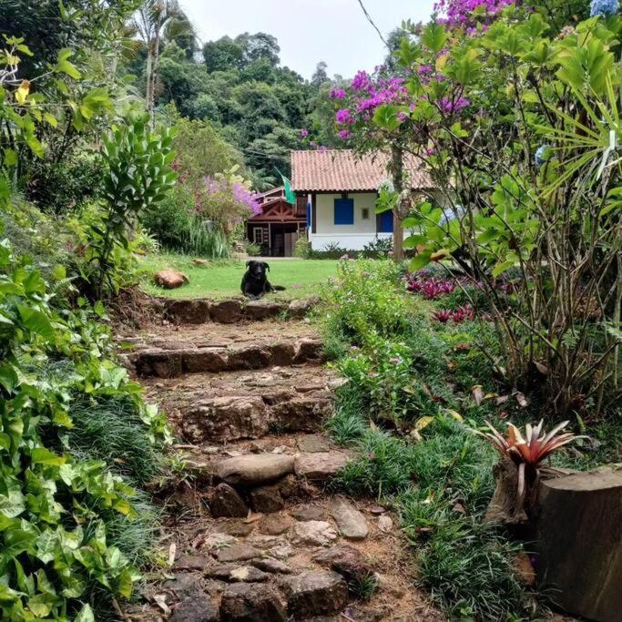 Sítio Canto da Roça Com Cachoeira