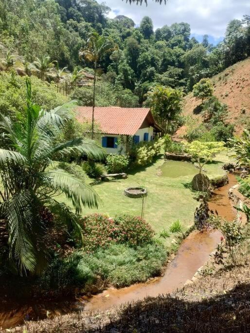Sítio Canto da Roça Com Cachoeira