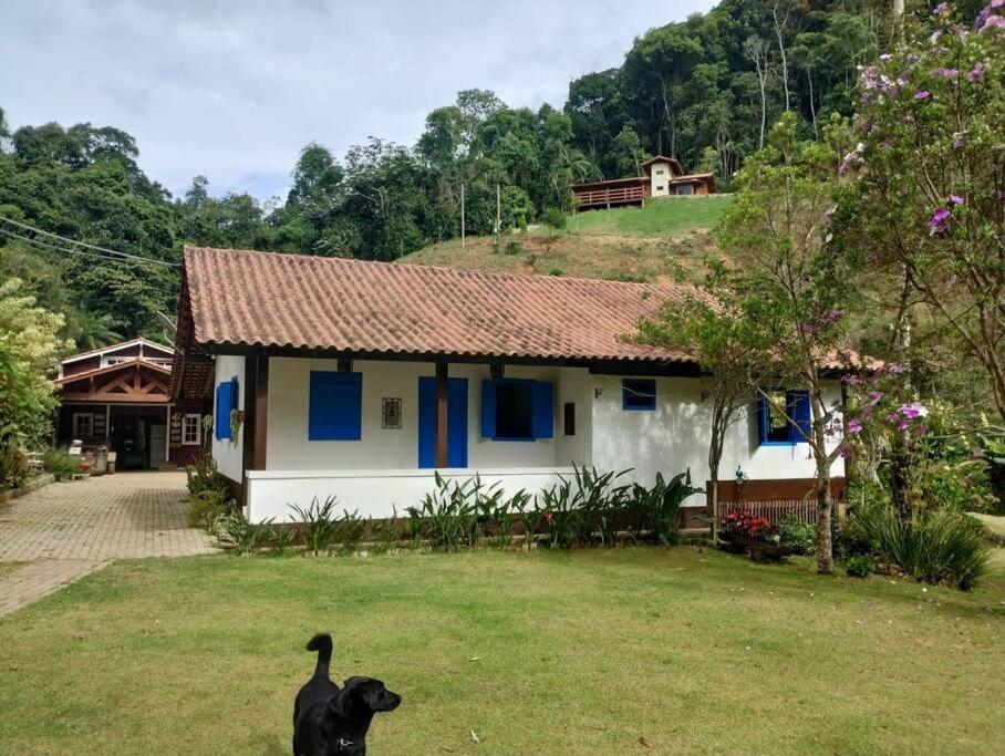 Sítio Canto da Roça Com Cachoeira