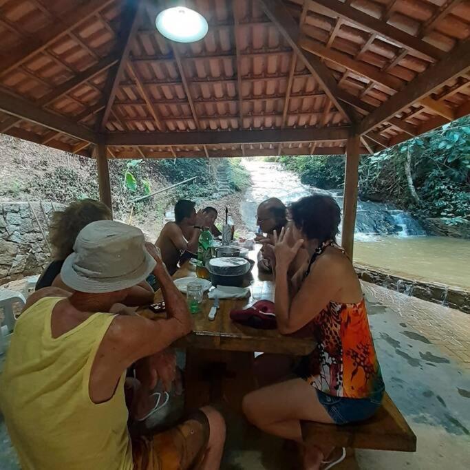 Sítio Canto da Roça Com Cachoeira
