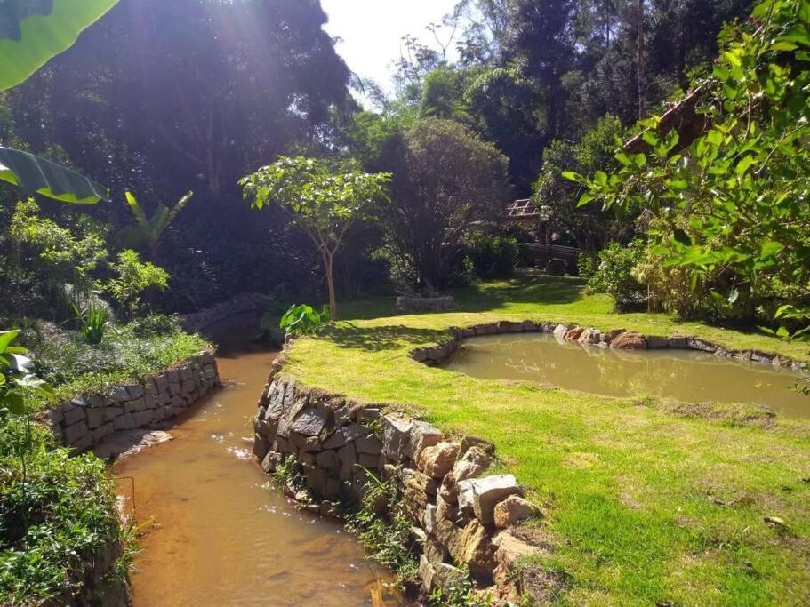 Sítio Canto da Roça Com Cachoeira