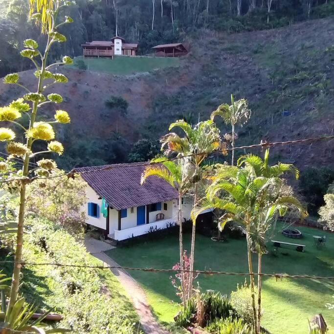 Sítio Canto da Roça Com Cachoeira