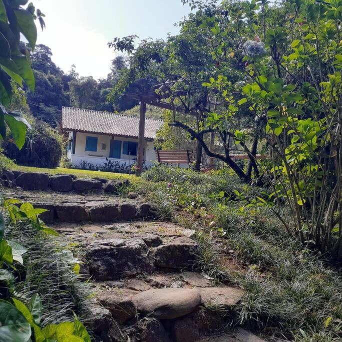 Sítio Canto da Roça Com Cachoeira