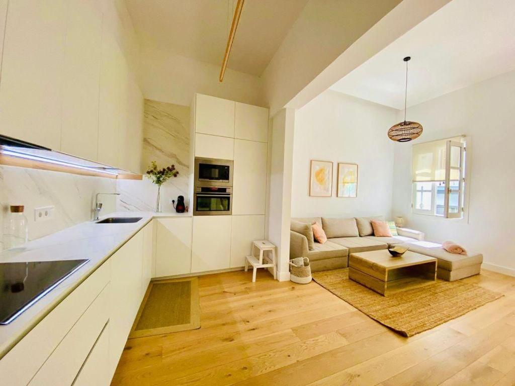 Mia's Apartment