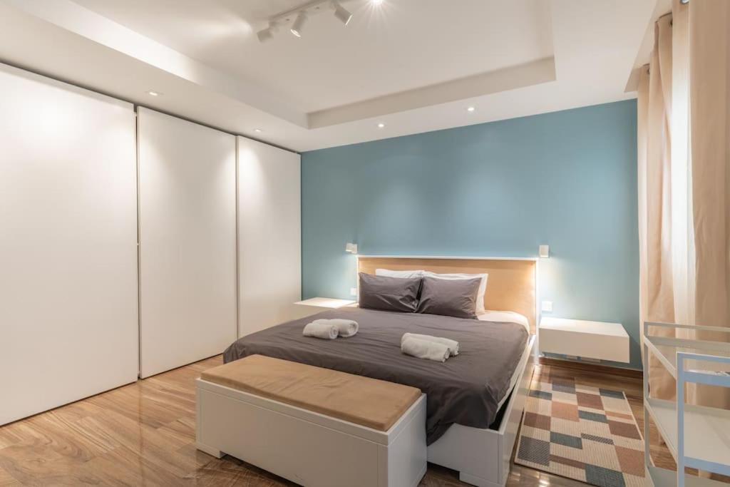Modern Apartment-Hosted by Sweetstay photo 4