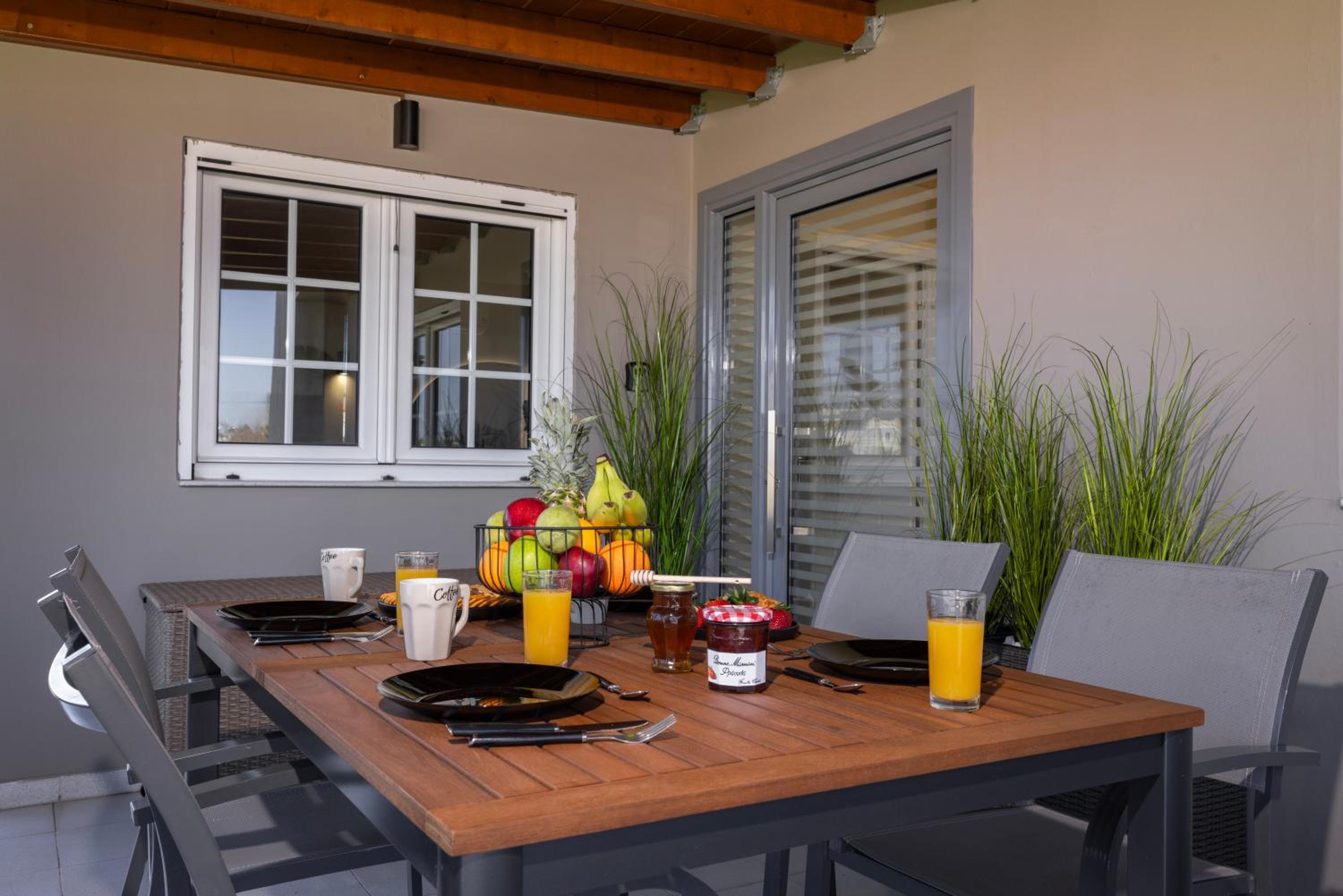 Coral Paradise Luxury Modern Family Villa with Jacuzzi, Pool View & Parking in Rhodes Island view 4