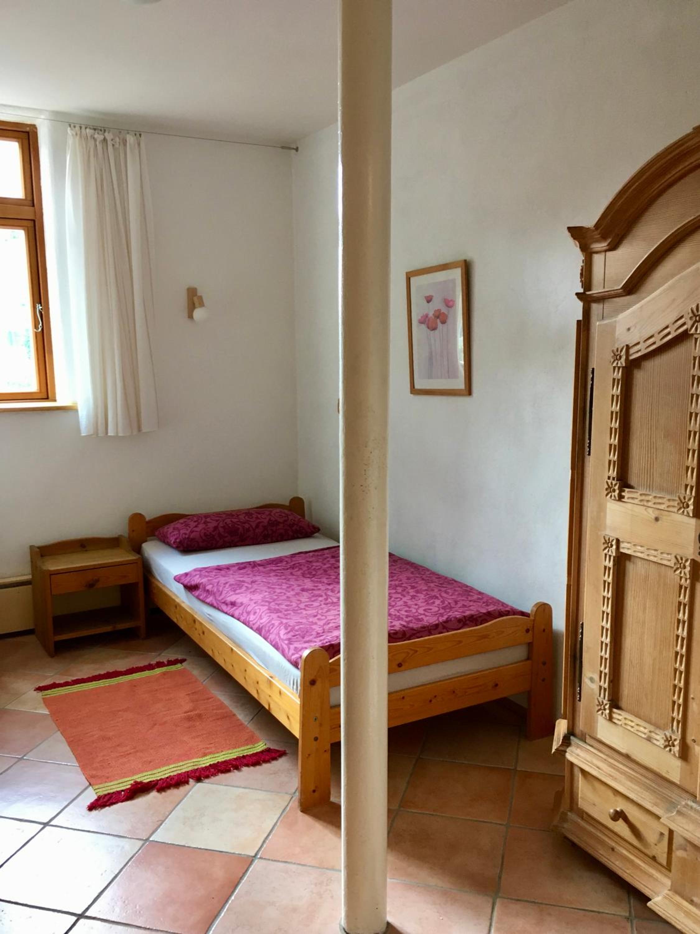 Haus der erwachenden Erde