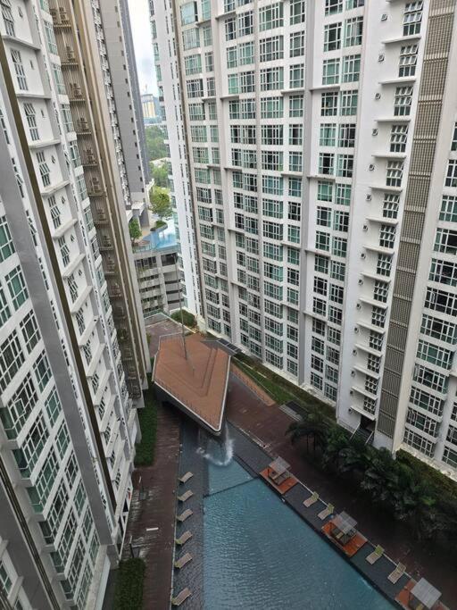 Exclusive Modern Homestay at Central Residence, Kuala Lumpur