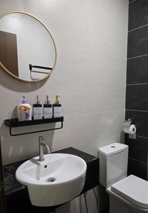 Exclusive Modern Homestay at Central Residence, Kuala Lumpur