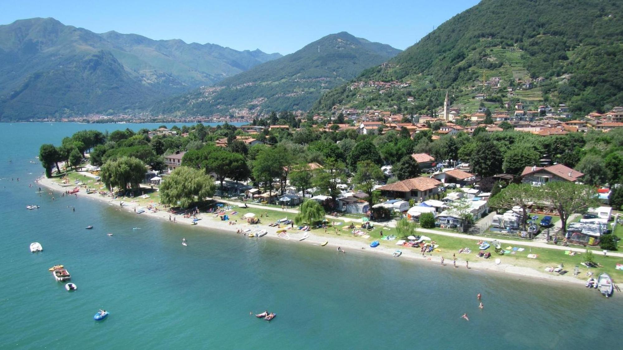 Residence Alessandra Supervacanza House - Domaso photo 2