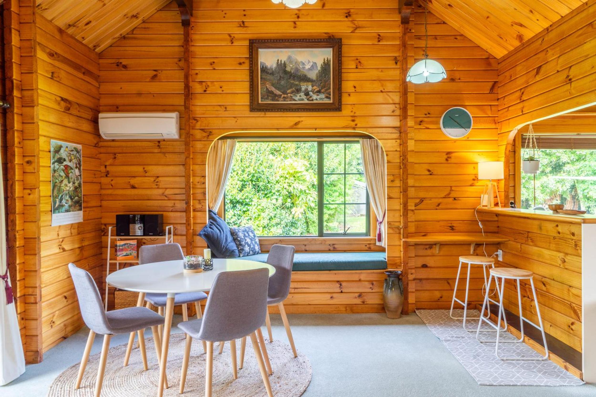 The Birds Nest - Nestled Hideaway view 2