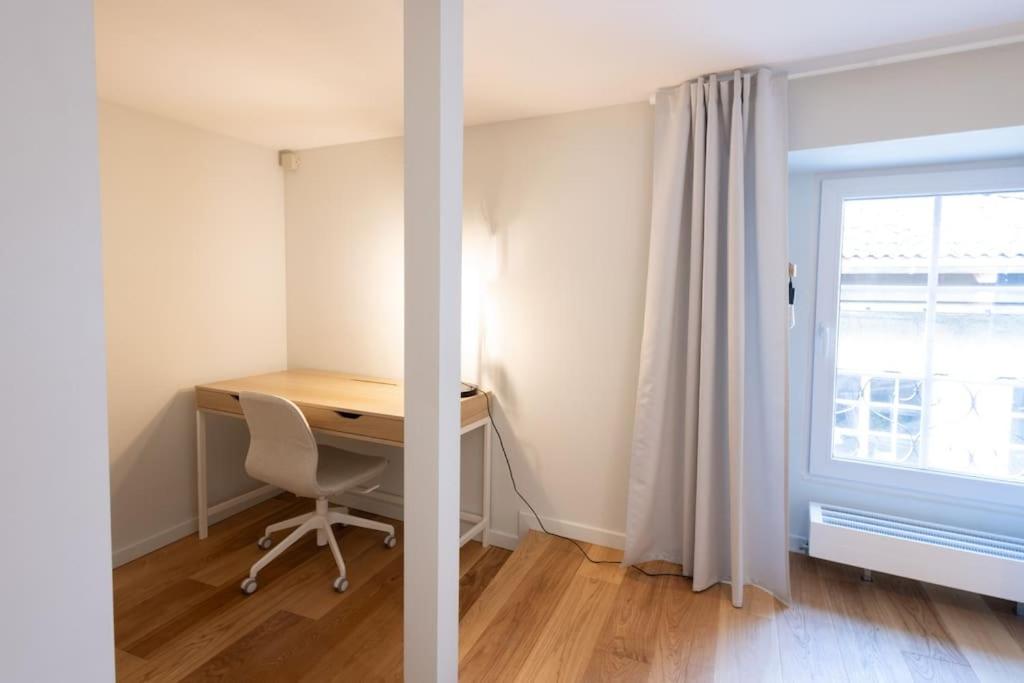 Studio-duplex Tower