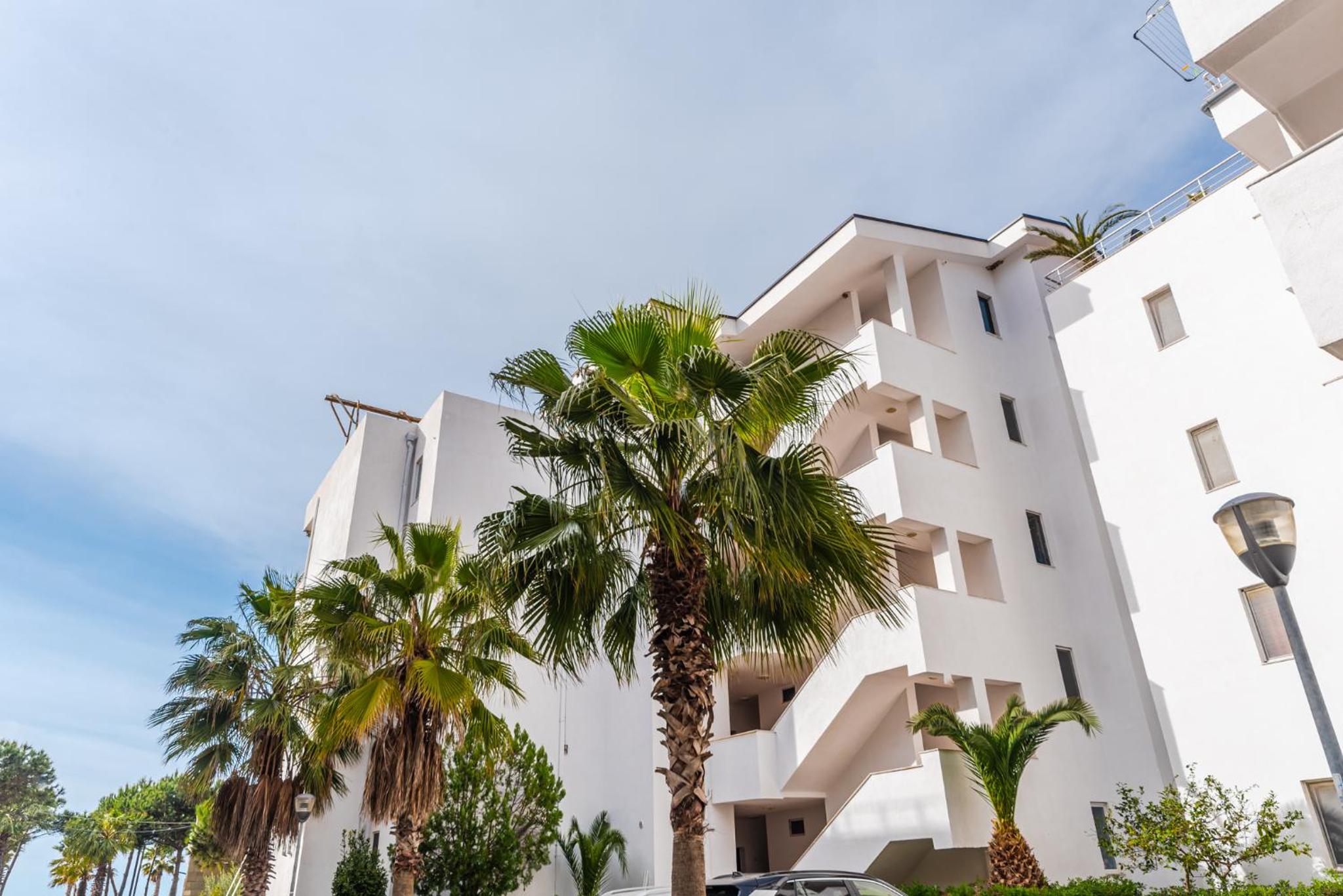 Seaside Palms Oasis by PS