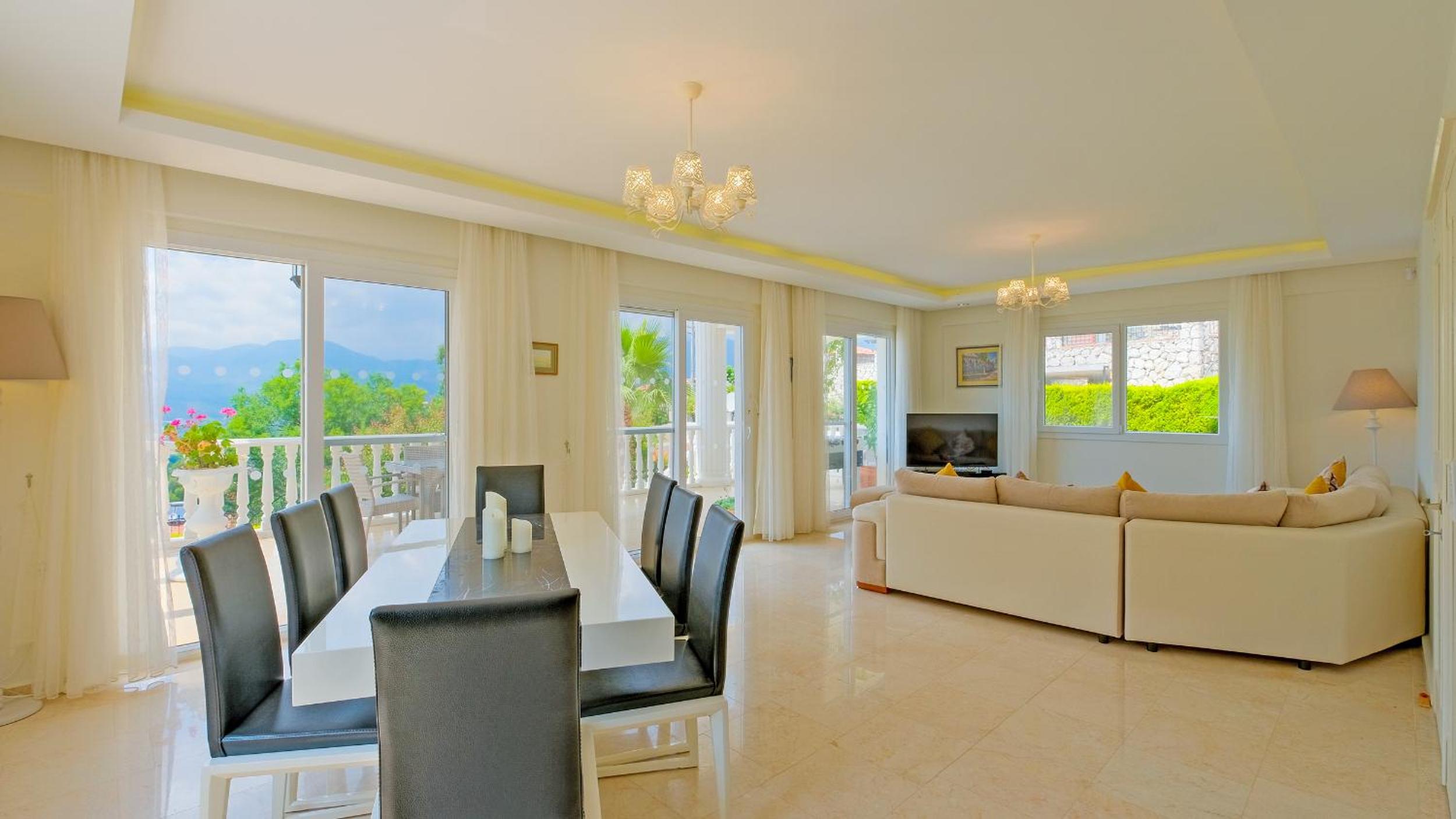 Villa Bianca view 3