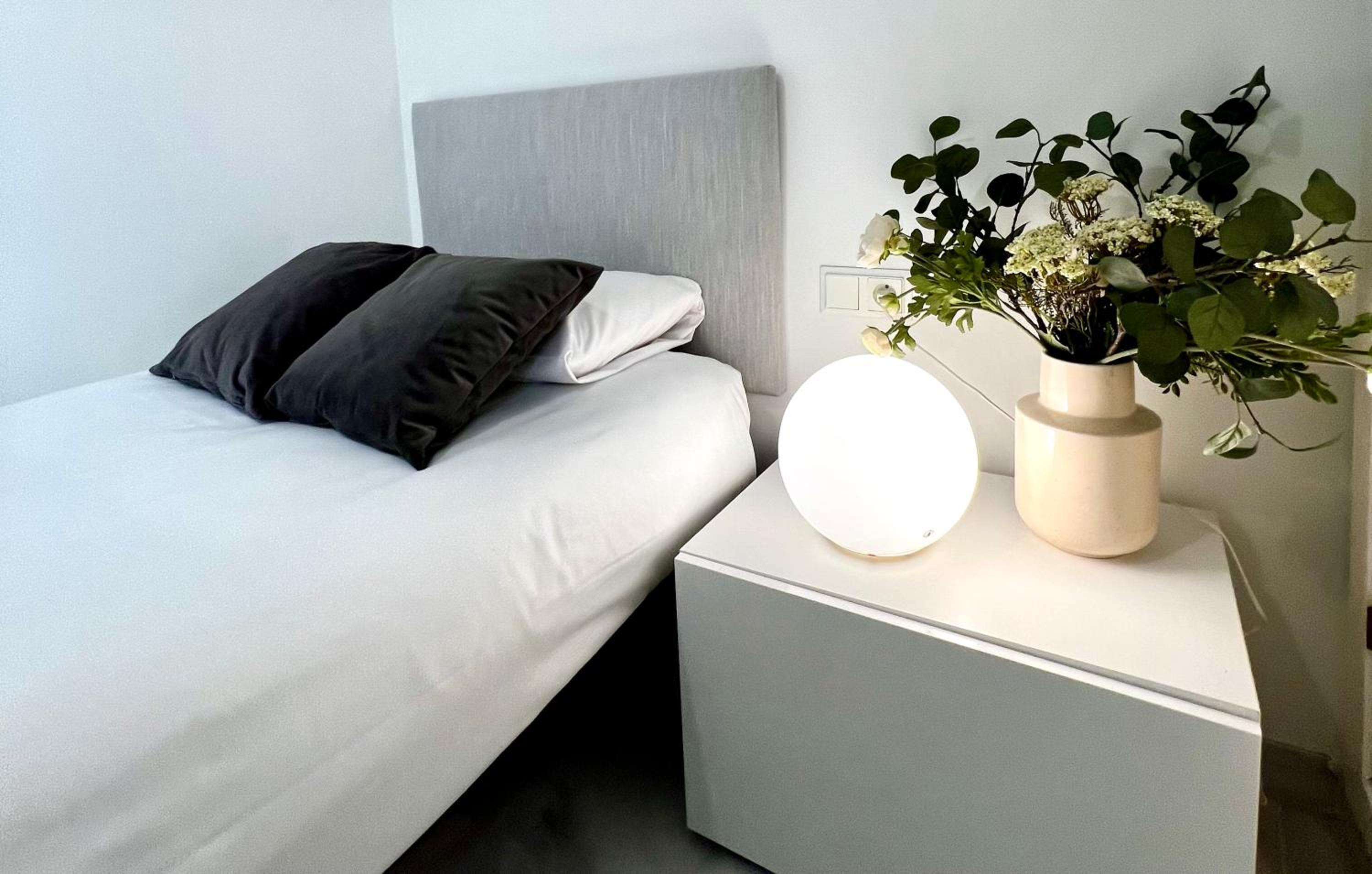 Nuevo Cathedral Deluxe Apartment SineseDesignHomes