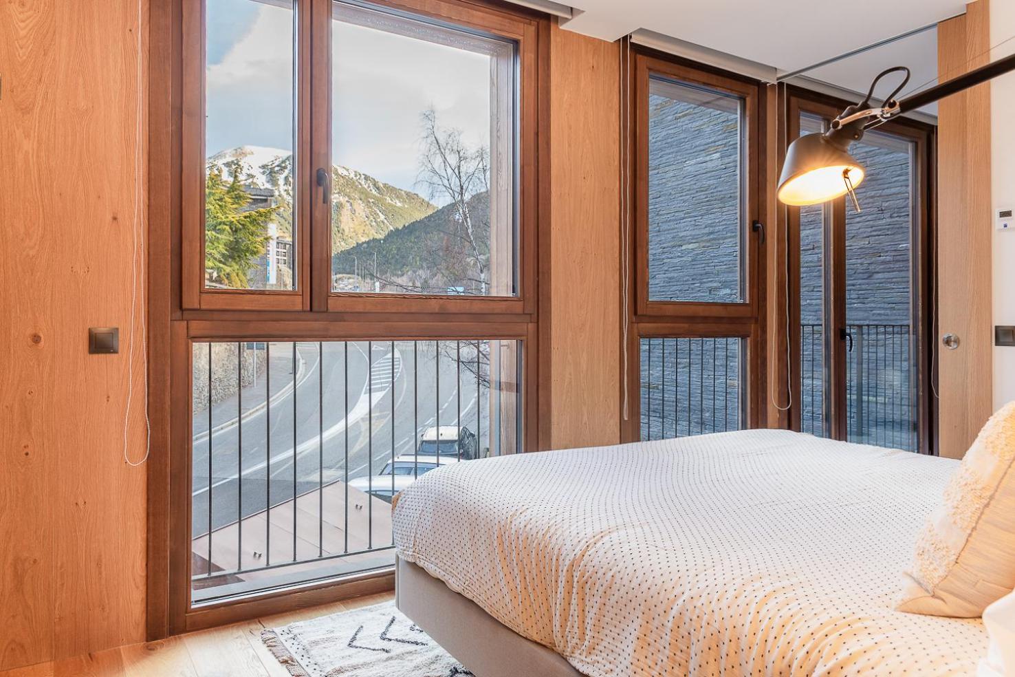 AndBnB I Refugio a Pie de Pistas con Piscina, Sauna y Gym