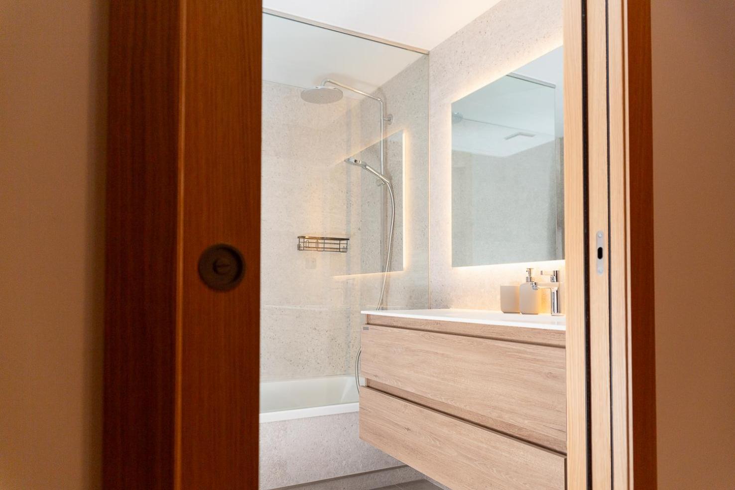 AndBnB I Refugio a Pie de Pistas con Piscina, Sauna y Gym