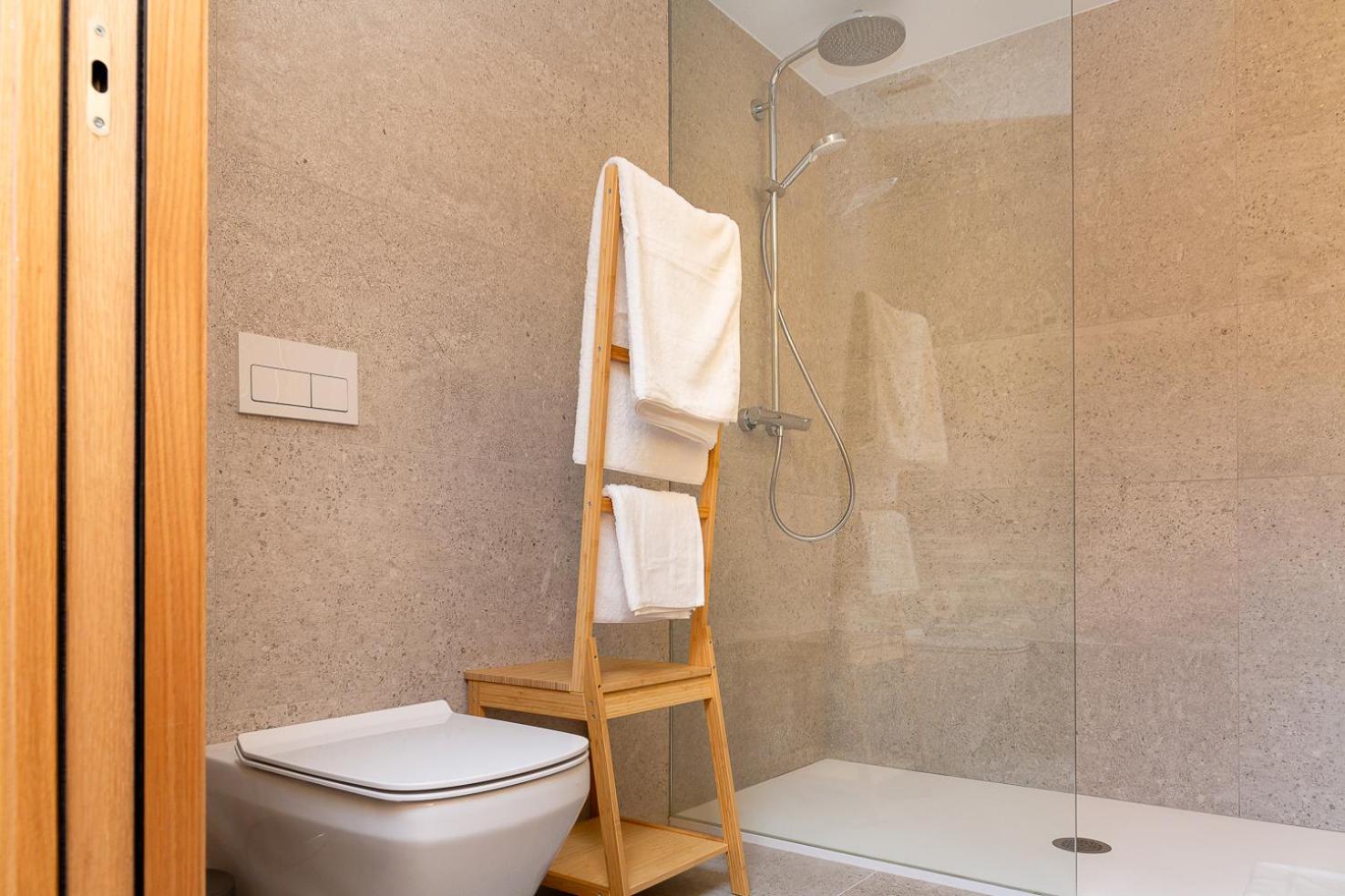 AndBnB I Refugio a Pie de Pistas con Piscina, Sauna y Gym