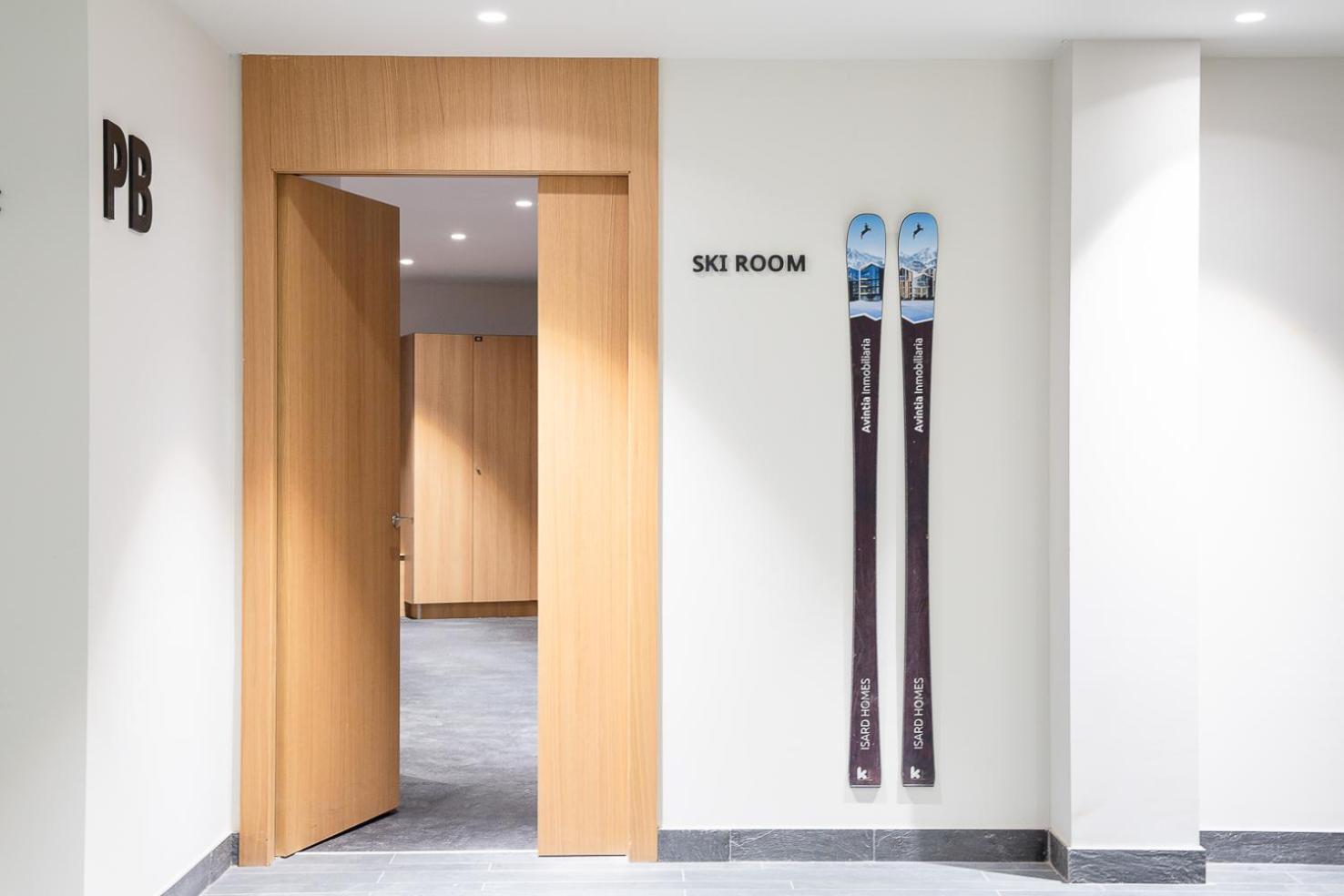 AndBnB I Refugio a Pie de Pistas con Piscina, Sauna y Gym