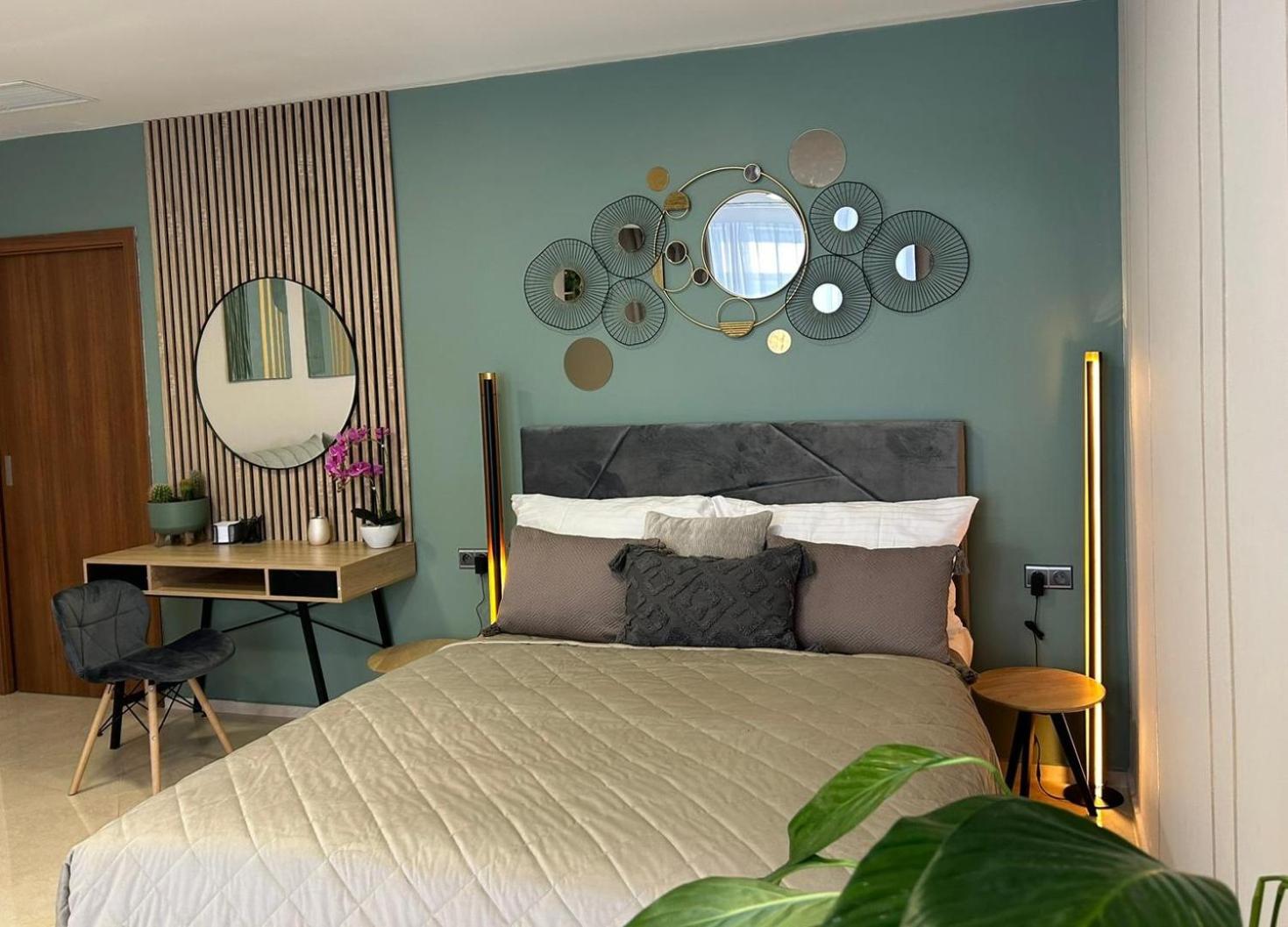 LEO Apartment FREE PARKING - President Palace