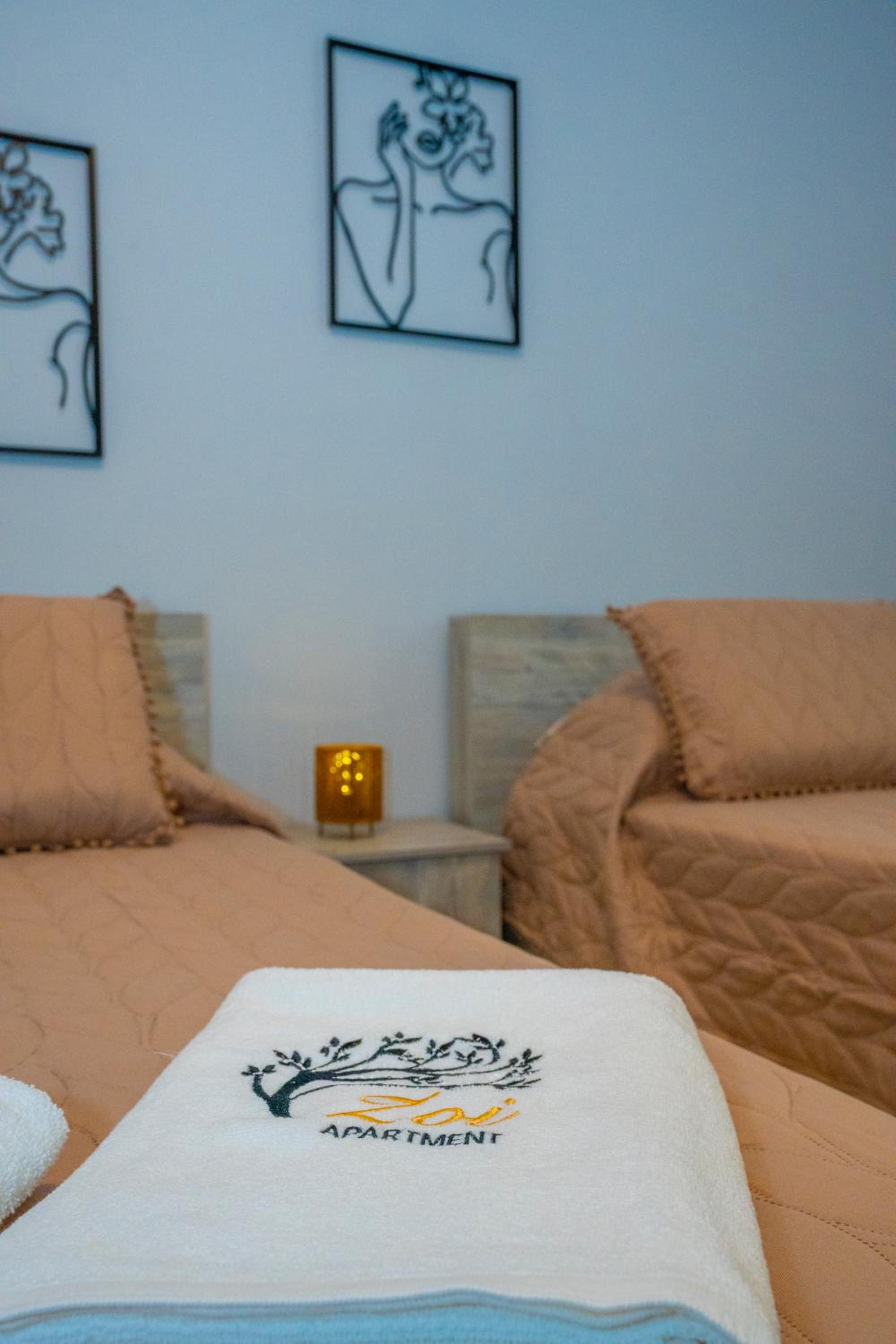 Zoi Apartment