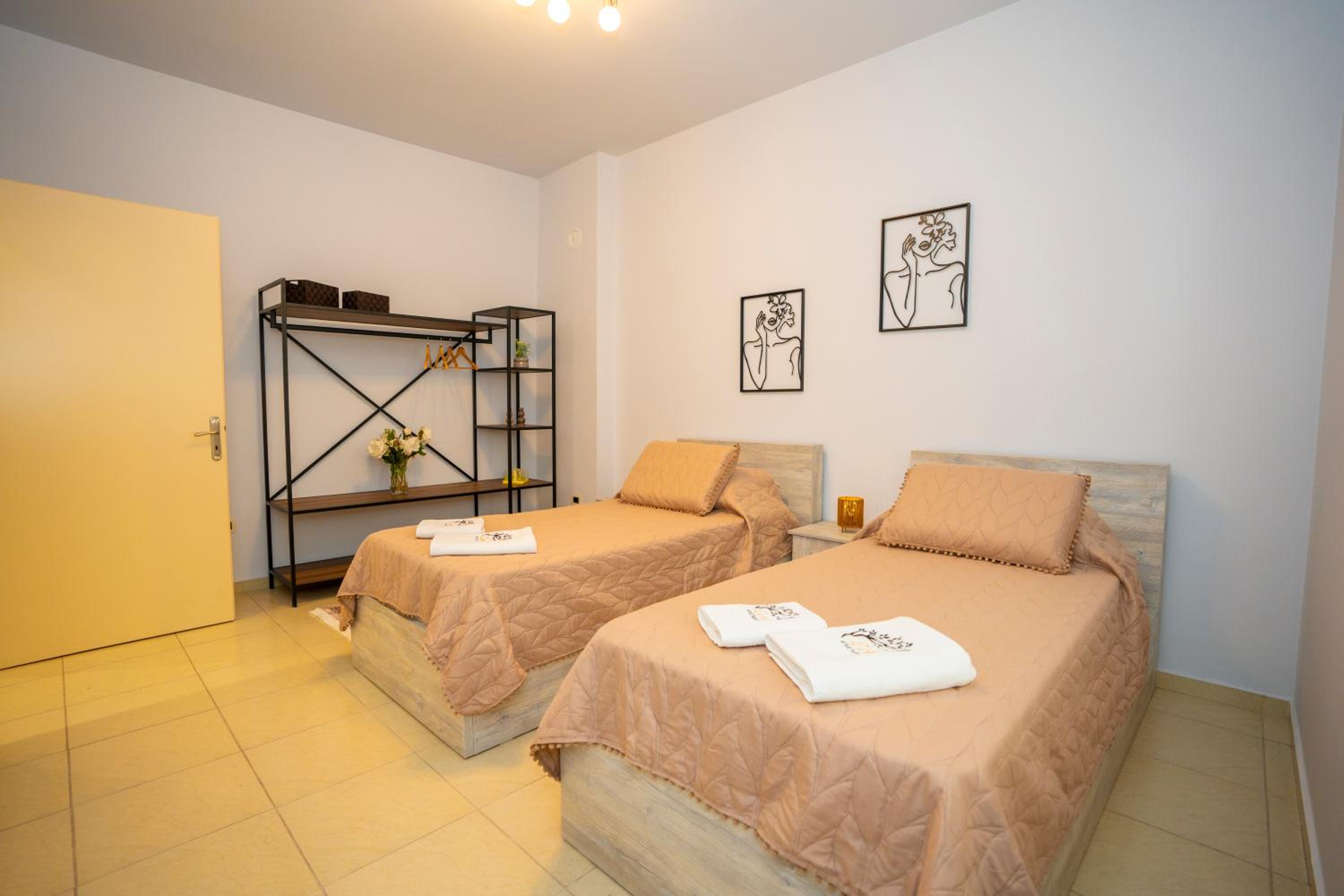 Zoi Apartment