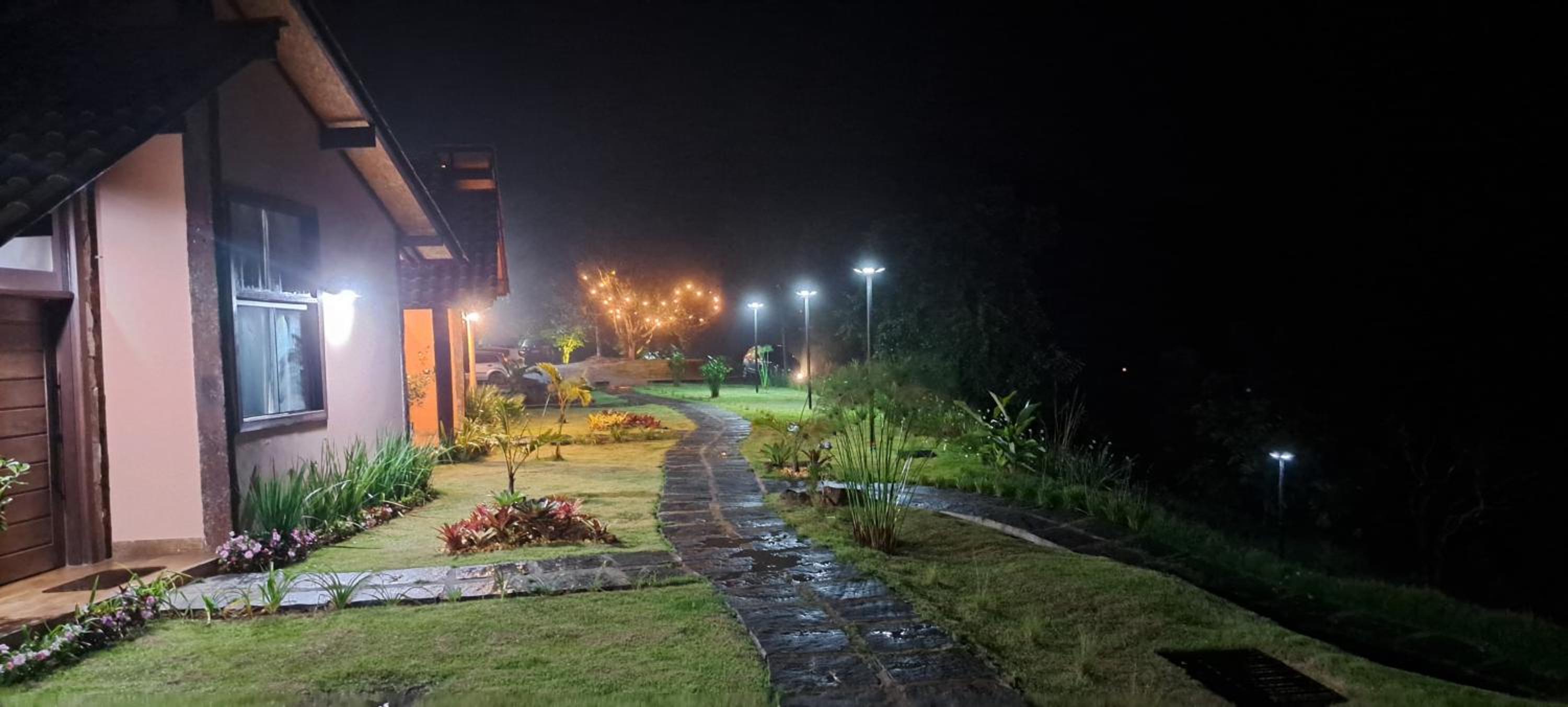 MONTE MAUÁ - Chalés privativos com café da manha servido no quarto