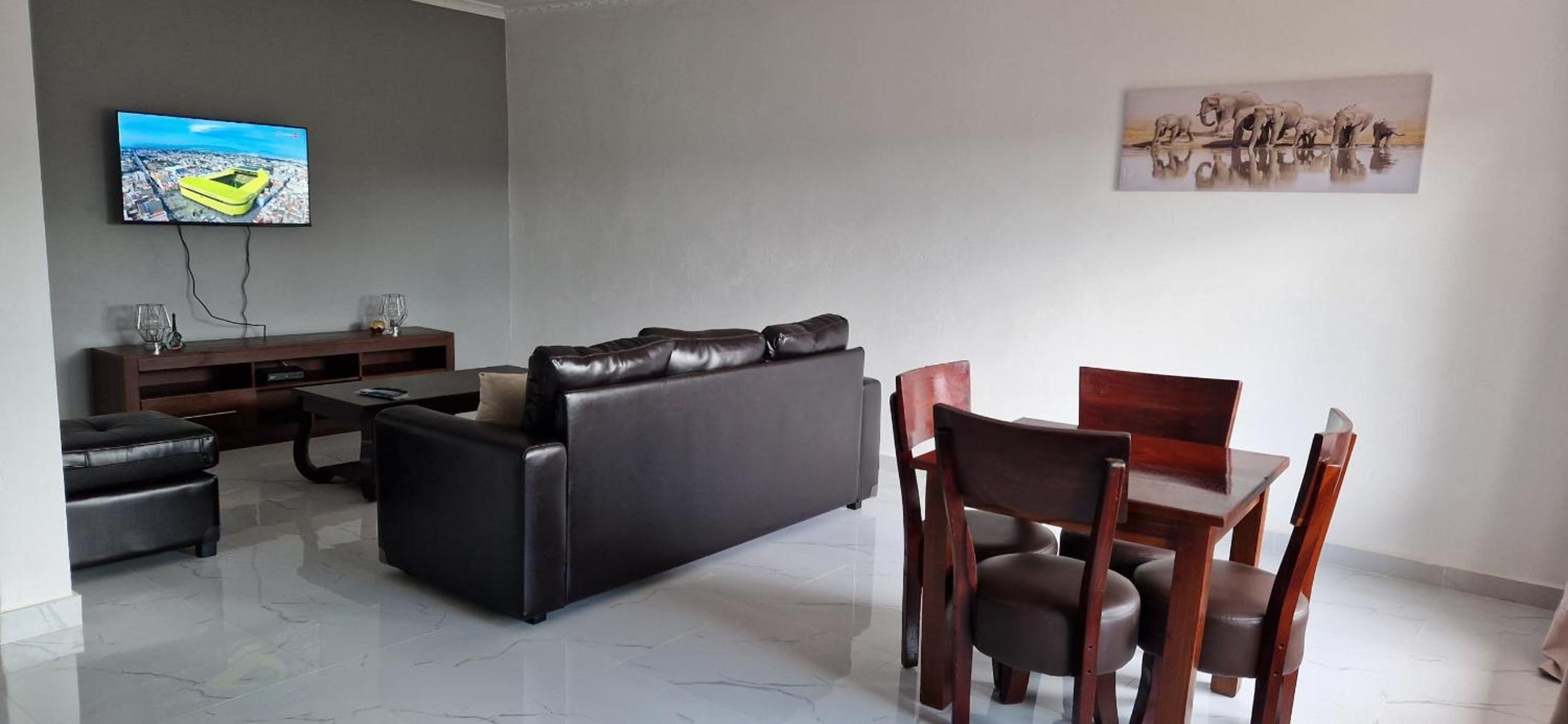 Shalom Apartments Kalumbila view 4