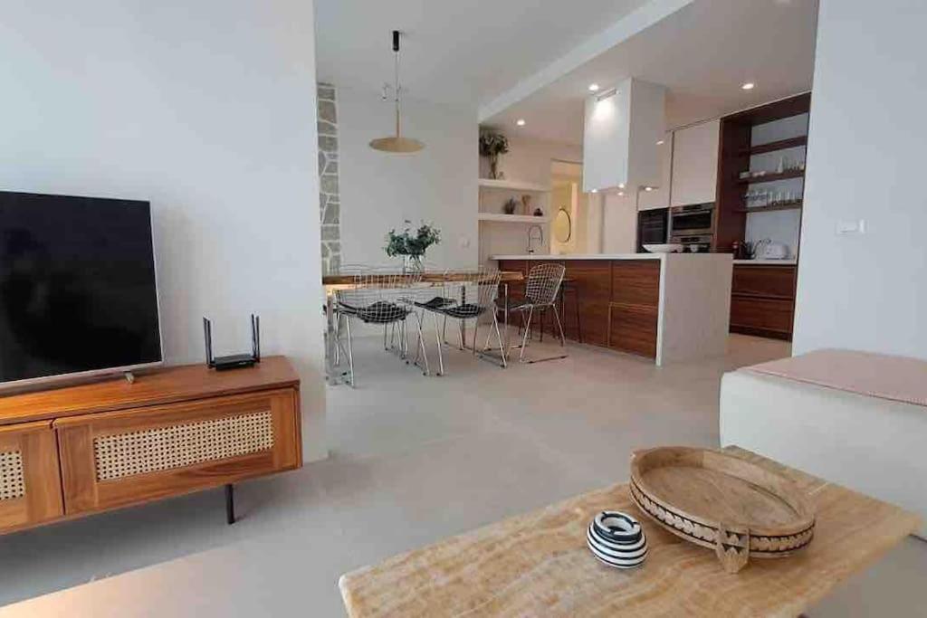 Amazing brand new flat in Vlore