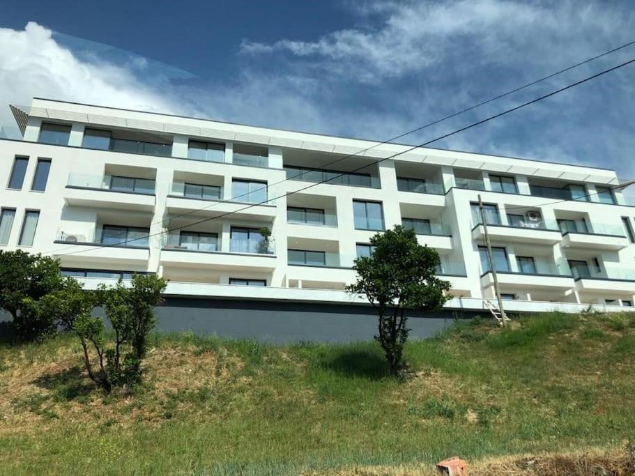 Amazing brand new flat in Vlore